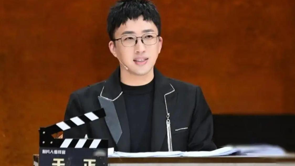 于正|同样被于正力捧，把杨幂袁姗姗等十位演员放一起看，有人露了原形