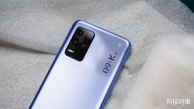 OPPO|13GB+5000mAh,现已跌至1079元,6400万三摄手机已沦为标准千元机