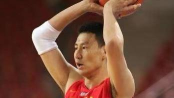 李楠|中国篮坛五大传奇小前锋：小李飞刀李楠垫底，神射手郭永林仅第四