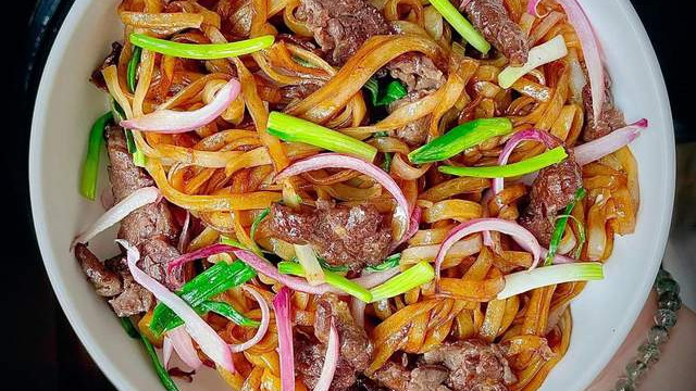 泥鳅|熬夜玩手机挨饿怎么办？3款家常做法宵夜一到点就想吃，太香了