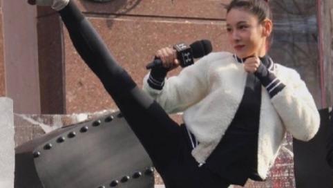 张蓝心|张蓝心太敢说了！直接怒怼网友：没见过女人？非得让我骂？