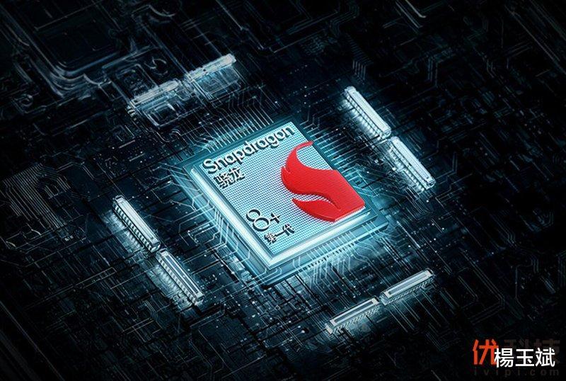 尼康|不妥协的折叠屏主力机 moto razr 2022优科技评测