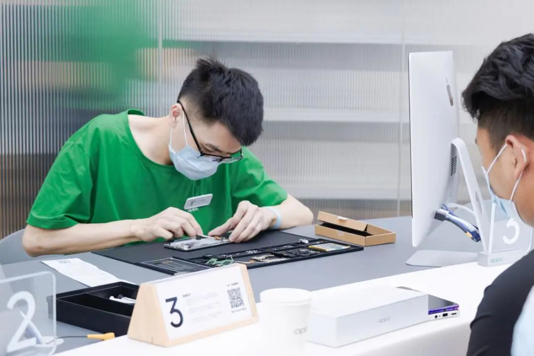 OPPO|手滑党福音！换OPPO原厂屏低至229，支持50+新老机型