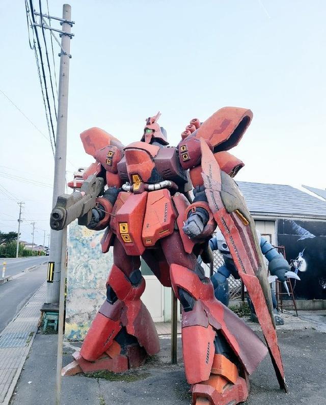 高达|高达主题理发店,还有大黄蜂、初号机立像