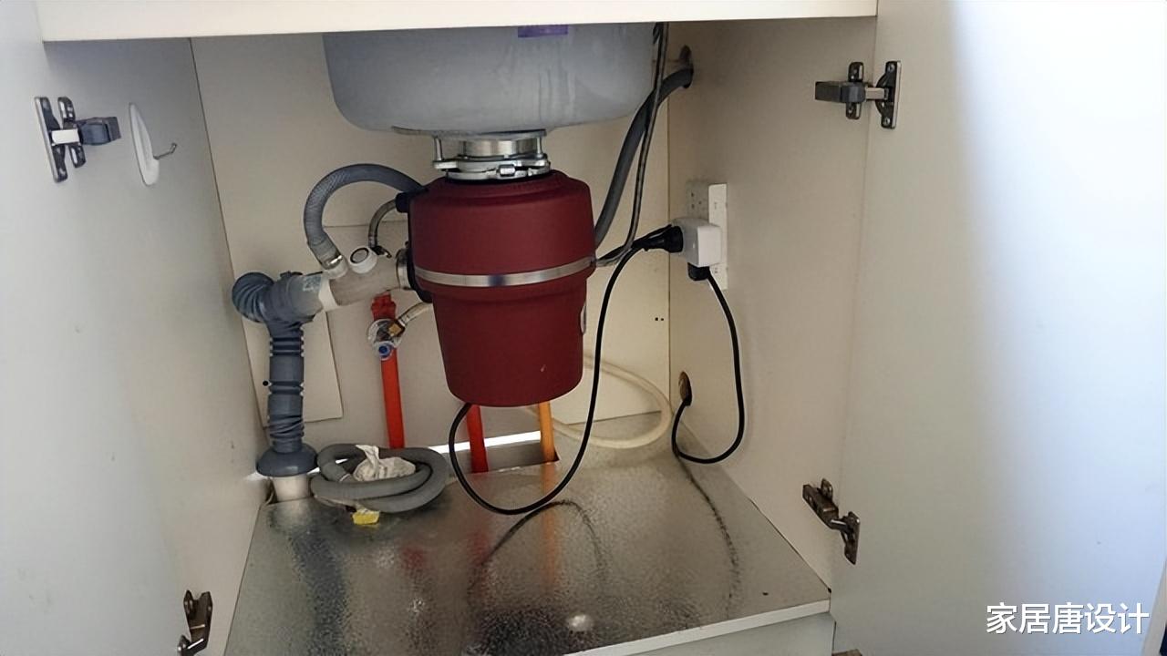 净水器|有废水要插电和无废水不插电的净水器，哪个更好？售货员说出实话