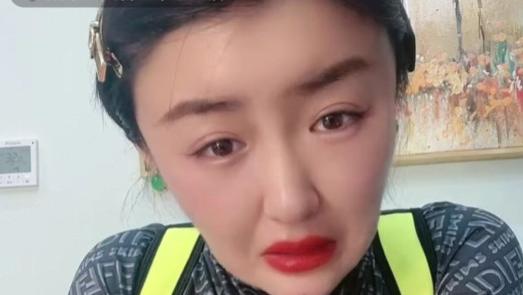 带货|果然，娇娇开始直播带货了！