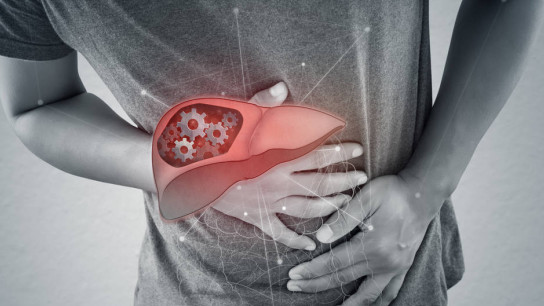 肝硬化|肝硬化有“萌芽”时，身体隐约有2个异常，想预防肝硬化，或要注意2点