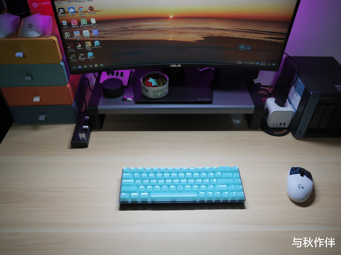 华为|机械键盘玩家的折腾实例,全透套件+CMMK卫星轴+水轴+透明键帽