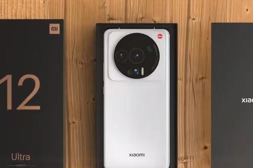 小米科技|小米12Ultra真机图曝光,全球首发骁龙8+,起售价5999