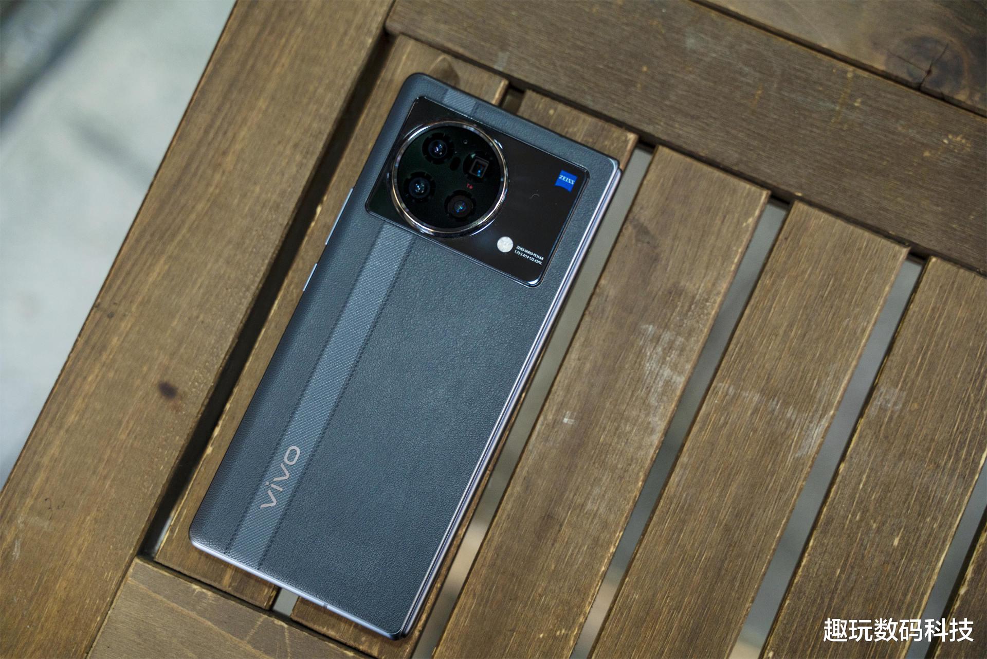 vivo x fold|十年磨一剑终成功,vivo X Fold悬停功能成为全新高效利器