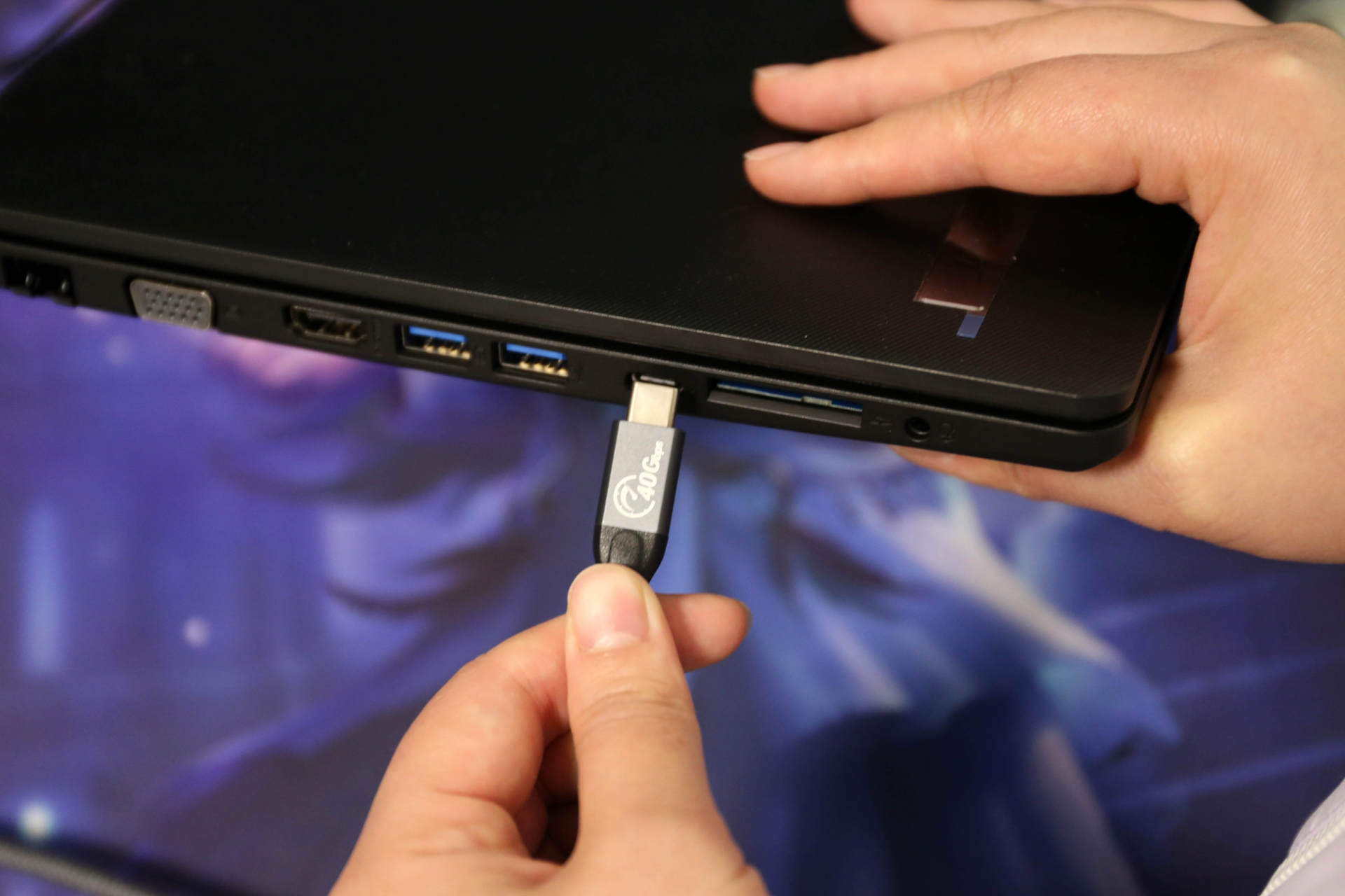 笔记本|电脑上的雷电接口到底是啥?这样用让你电脑更快