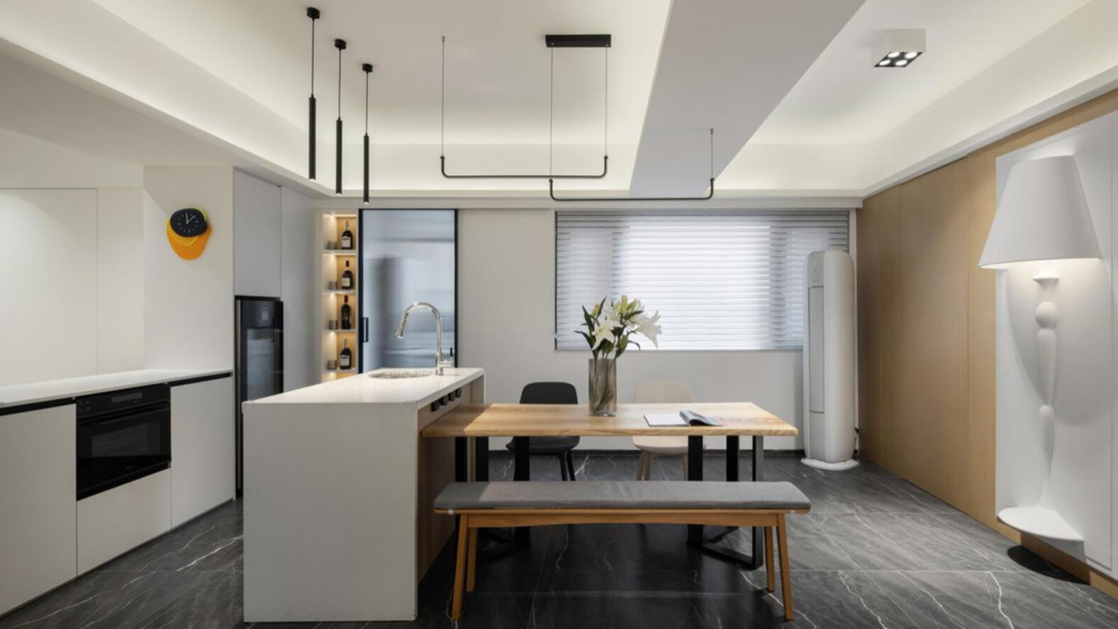 厨房改卫生间，玄关设计茶室，她97㎡家，堪称“改造典范”！