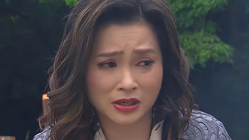 女孩|担心！TVB知名女星拍戏伤及旧患致韧带撕裂，此前更痛到走不了路