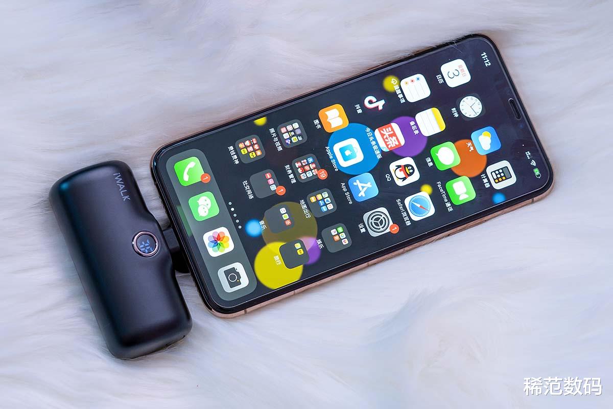 it芯片|iWALK口袋宝评测:体积小巧直插手机免除接线困扰