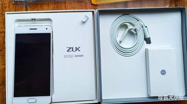 传感器|消失的小众品牌手机,这款二手zuk z2 PRO,从内到外都是创意