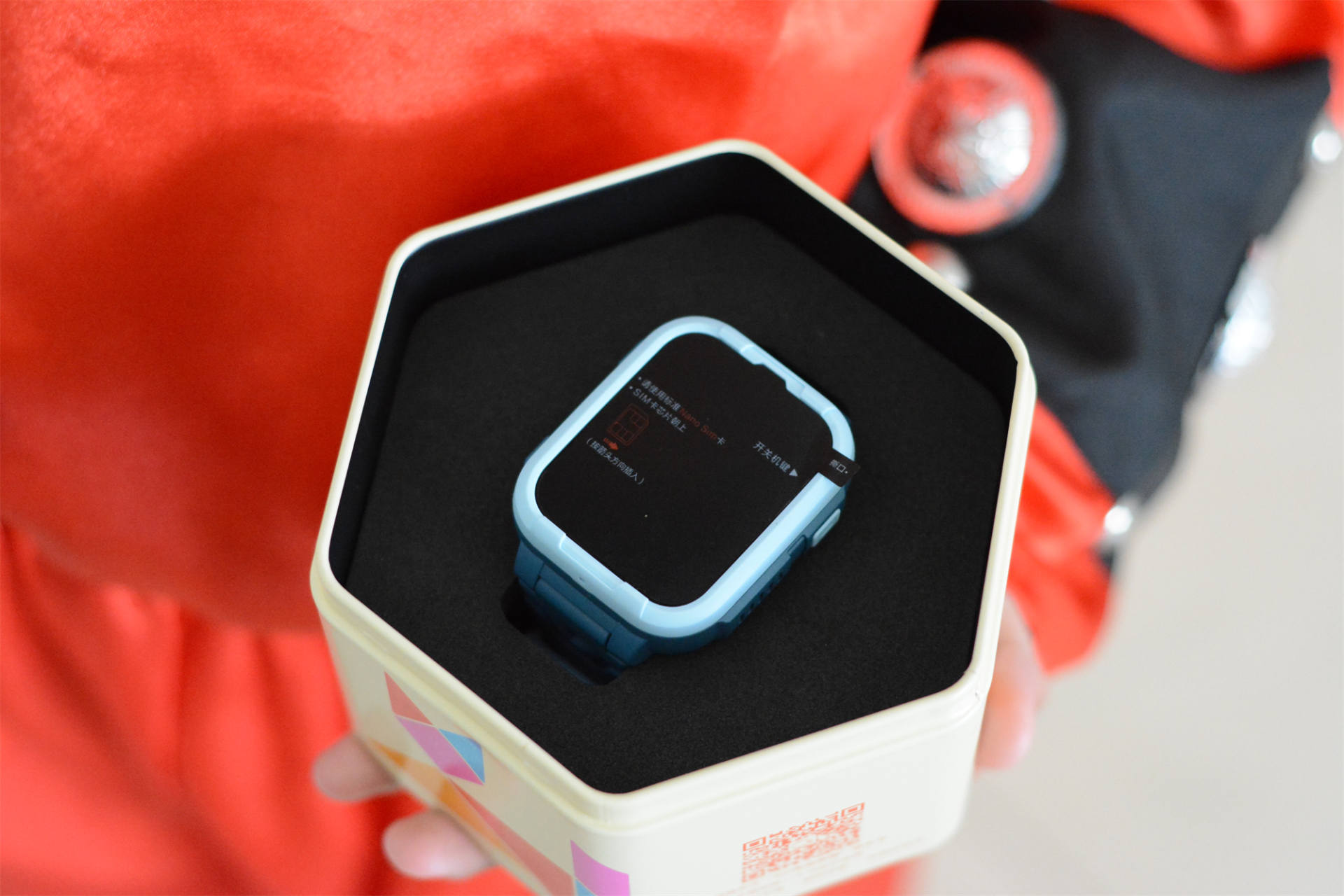 微信|送给娃的生日礼物,聊微信加10重AI定位,360儿童电话手表10X体验