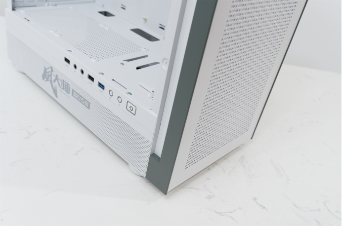 机箱|夏日将至，散热为王-动力火车风大师机箱评测