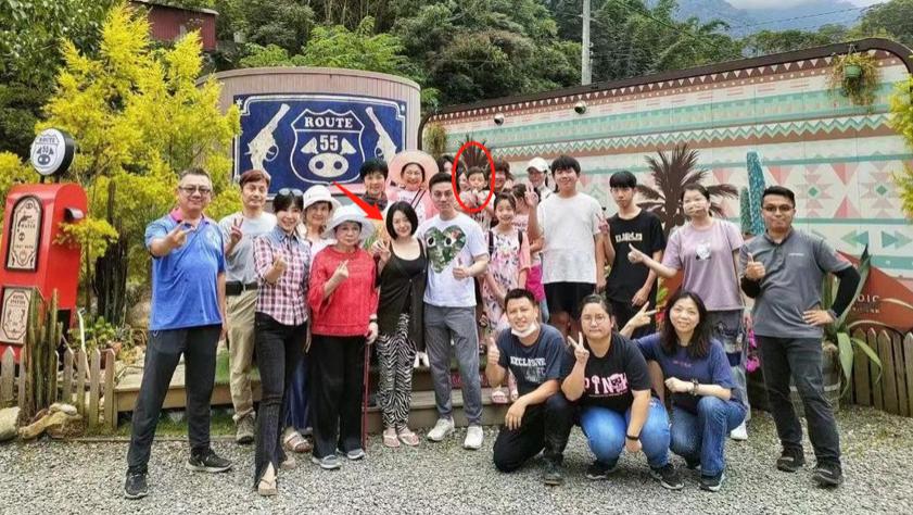 大S|小S带着大S子女去旅游，具俊晔低调回到韩国，大S一路陪同？