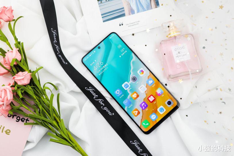 |目前好评率最高的三款手机推荐 都在96%以上 配置高性能强价格便宜