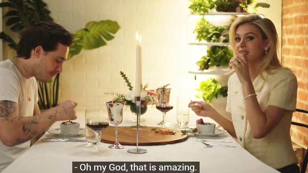 贝克汉姆|贝克汉姆长子晒婚后生活！主动包揽家务，老婆穿小香风被宠成公主