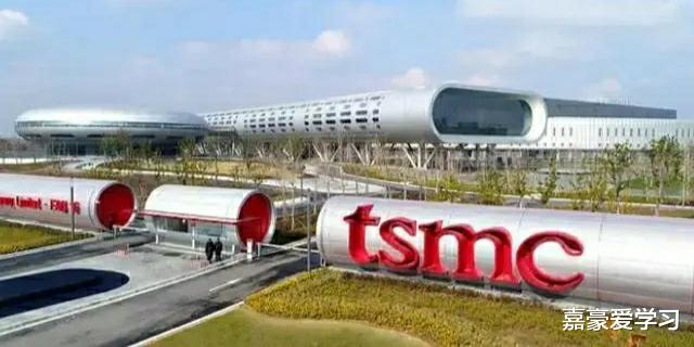 台积电|张忠谋承认去美建厂是个错误,并没有得到想要的结果