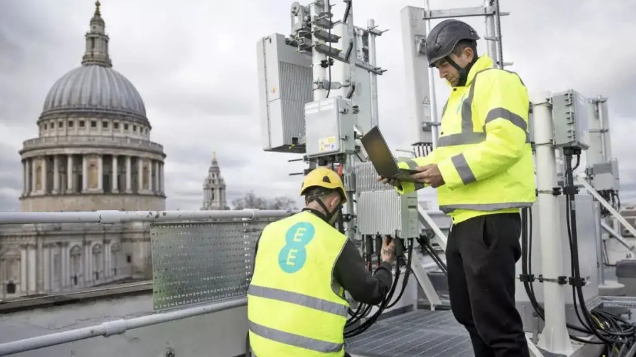 华为|美媒：华为的强大出乎意料，是时候收手了！