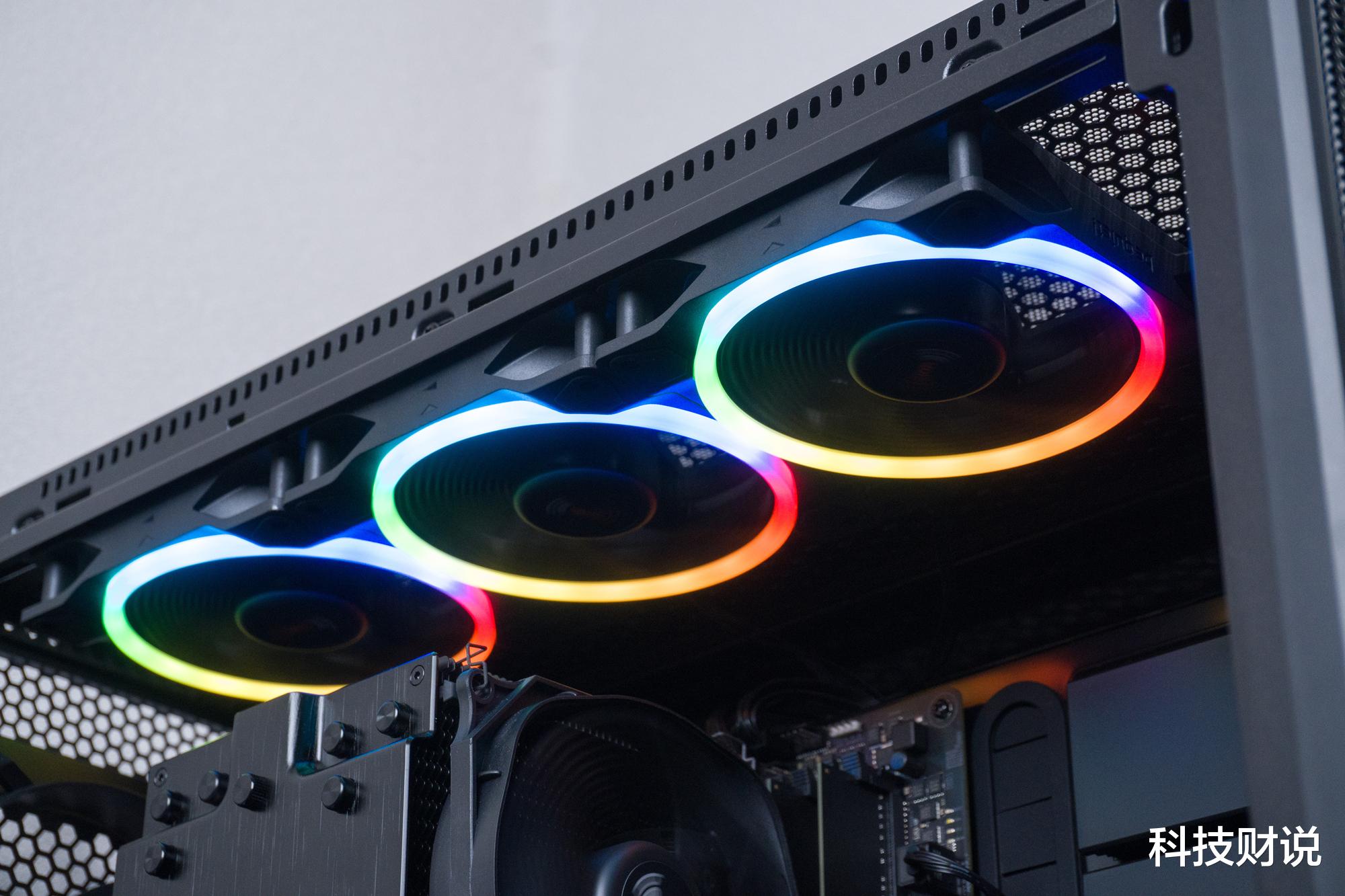 机箱|机箱换“皮肤”?透气还是密闭任我选!德静界静音机箱