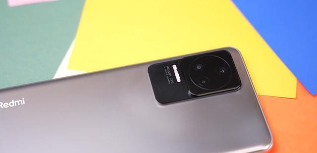 联想|256GB+5500mAh+2K屏幕,售价仅2599元,网友:雷总良心了