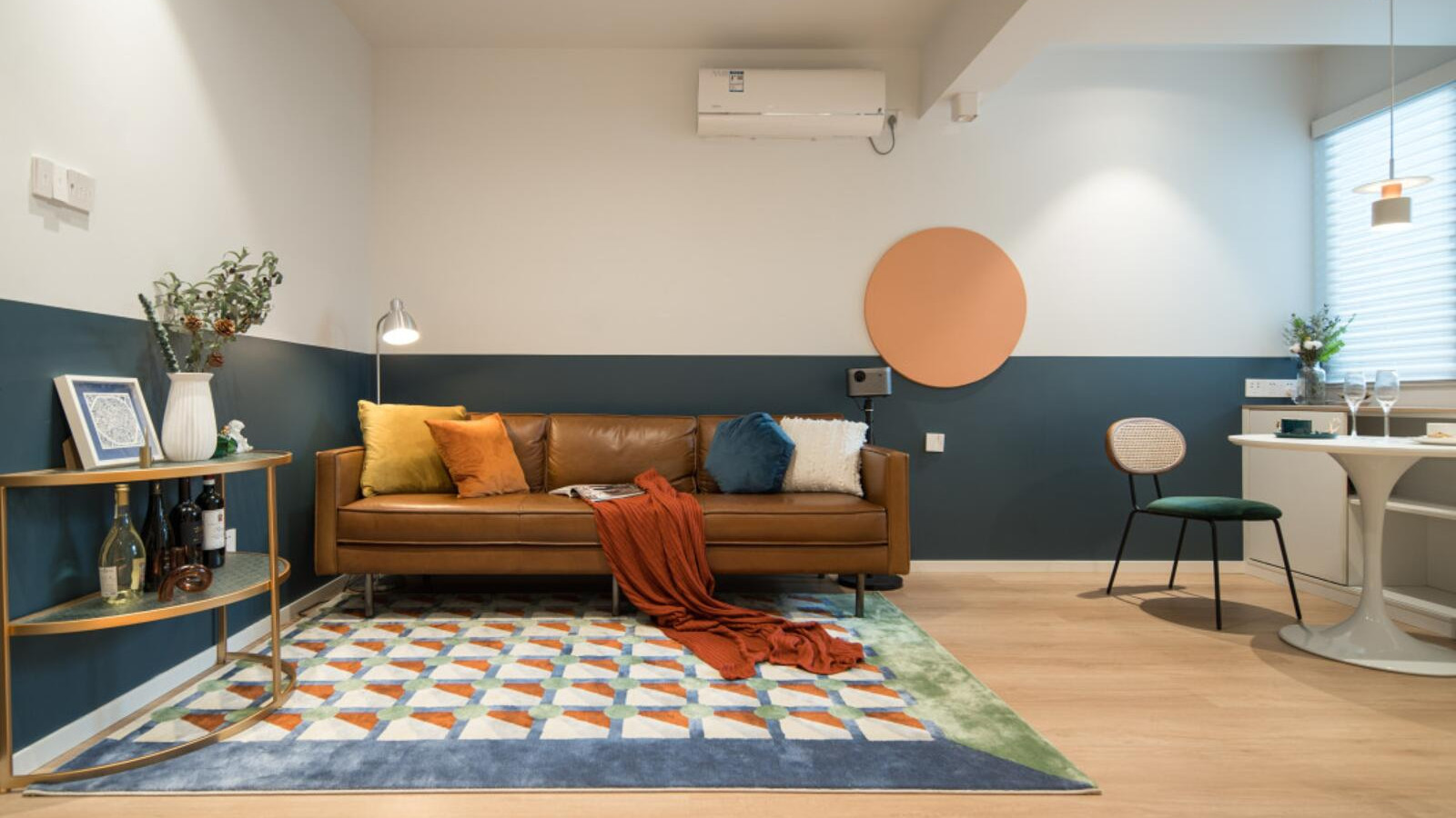 深漂8年的她，买下50㎡小家，改造后温暖实用，让所有人羡慕