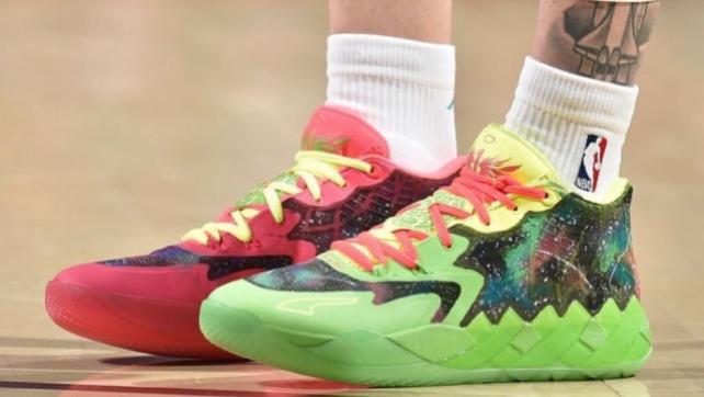 伊塞亚·托马斯|NBA球员上脚：哈登6代很骚气，小托马斯首秀穿Kobe4