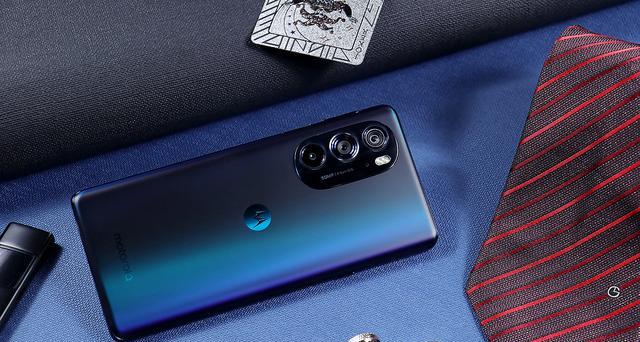 电动牙刷|骁龙8旗舰也不贵了,2969元带走12+256G,摩托罗拉够良心