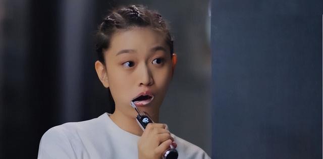 |电动牙刷哪个牌子好?名人明星都在用的六款高端电动牙刷盘点