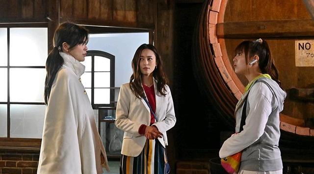 一拳超人|假面骑士女骑外传2话花絮图 坂本太会拍了 哪位才是你的真爱老婆