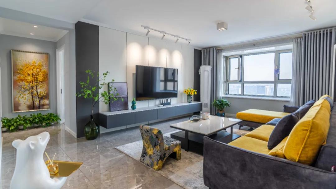 139平老房改造 | 打破传统衣帽间规则，干净又隐私！