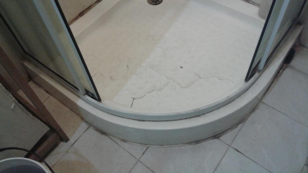 你家是不是也经历过，卫生间乳胶漆损坏，可能是墙面防水层没做好