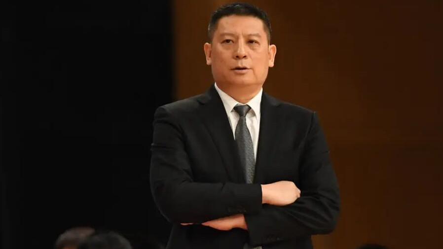 四川男篮|CBA冲冠球队主帅下课！新人选基本确定，能力值强于杜锋