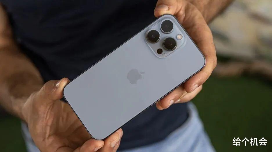 荣耀|4款“直面屏手机”天花板,零误触、性能强,闭眼买也不会错