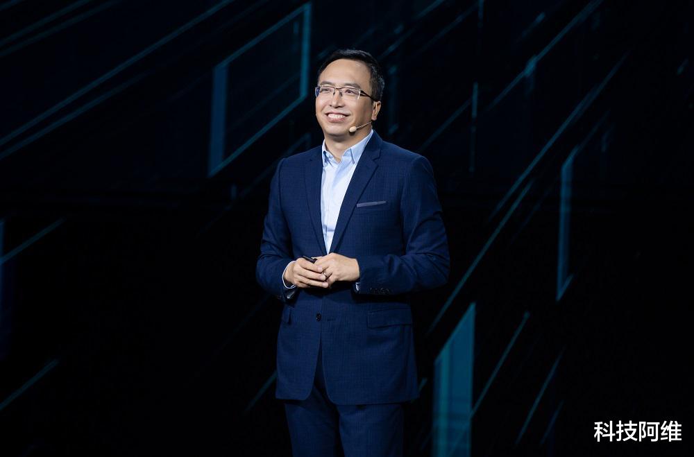 电视机|荣耀突然发布新机，75Wh+70W+14英寸，三天后开卖首发价仅4999元