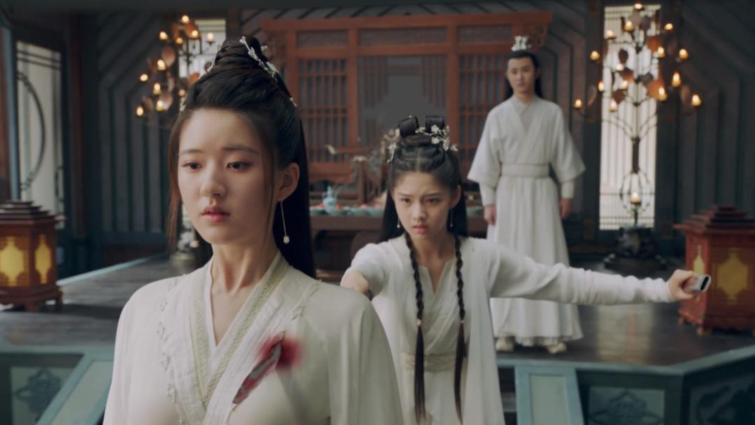 赵露思|年轻明星尴尬演技大赏：肺部被刺后面无表情，被绑架一脸平静