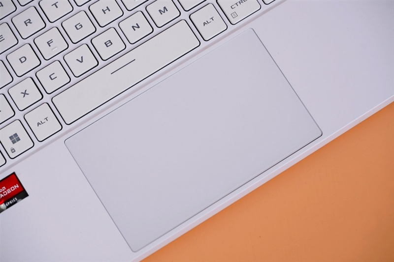 iPhone|锐龙6000笔记本评测!独显碾压RTX3060、集显掀翻MX450