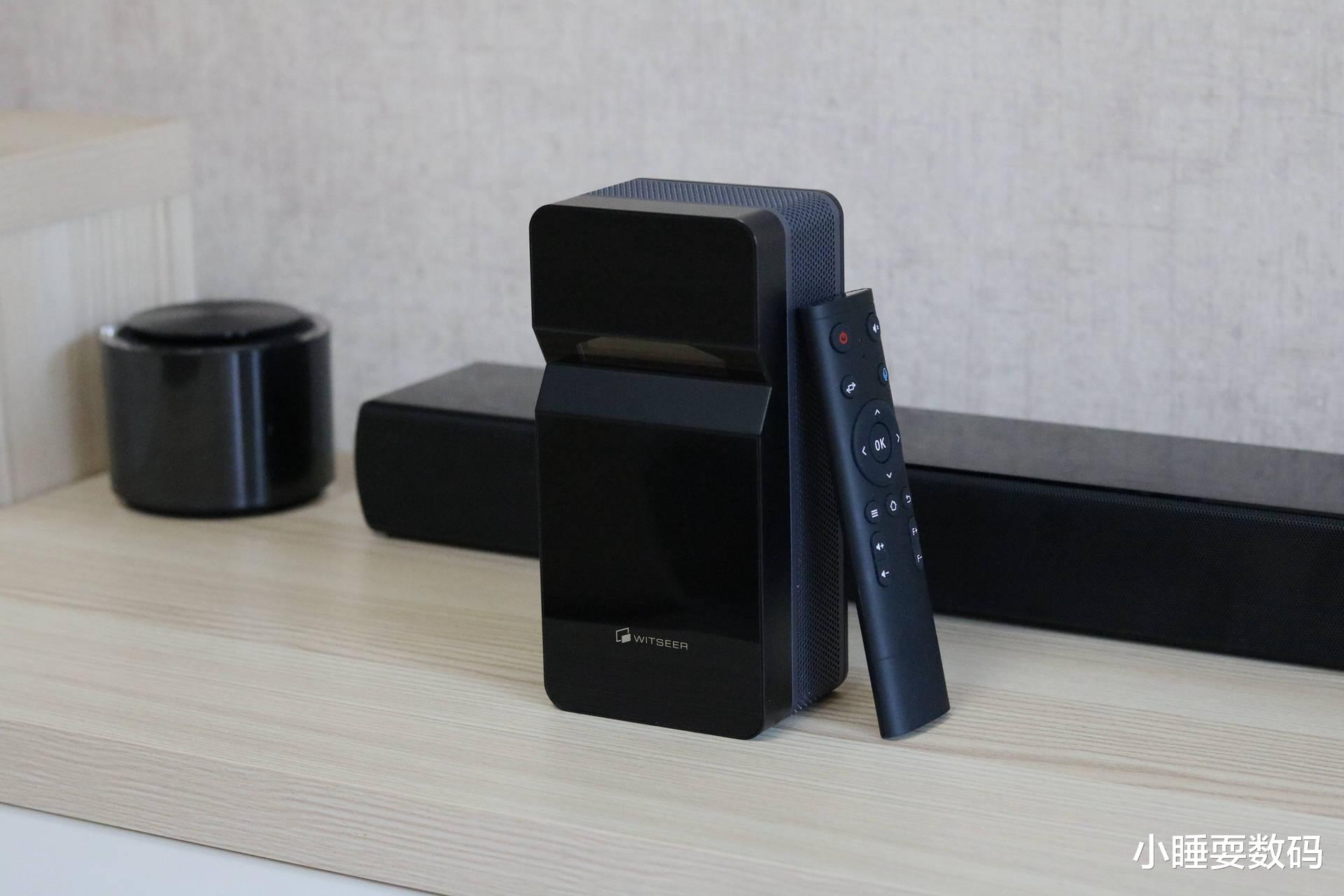 投影仪|投影能这么用?孩子的桌面“学习机”,慧示碰碰投P9超短焦投影仪