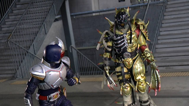 假面骑士剑|假面骑士剑:黑桃系时停掌控者圣甲虫不死兽,实际的战斗能力很弱