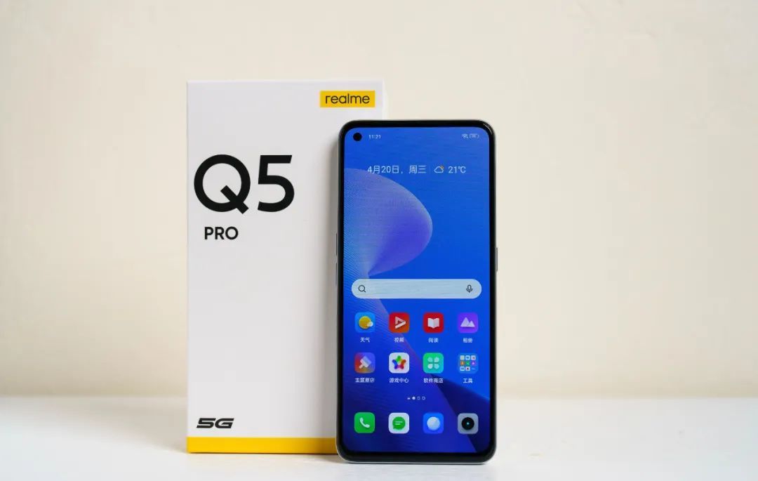 红米手机|红米K40S大战真我Q5 Pro，价格都是1799元起，谁才是千元机皇