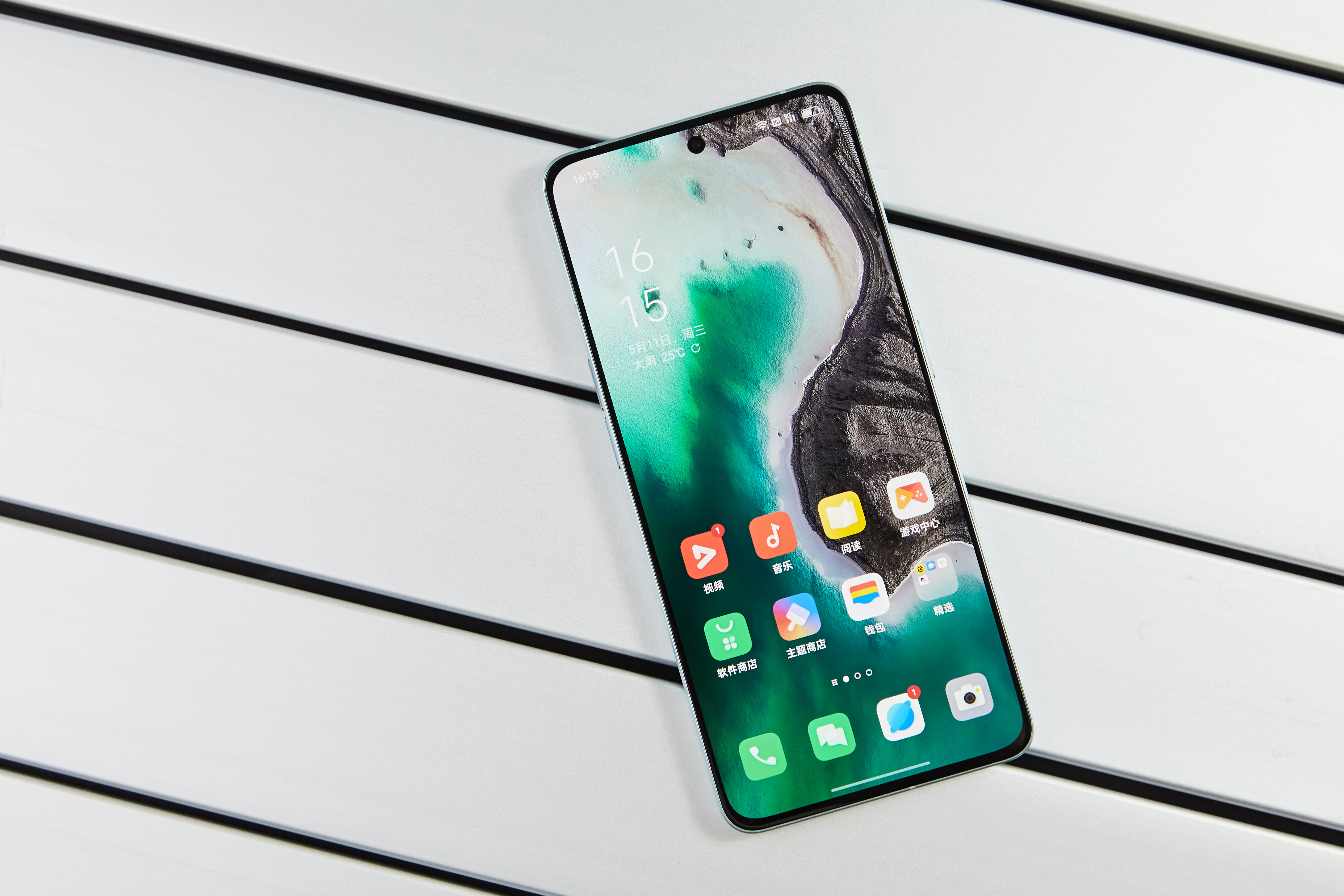 OPPO|Reno8系列新增的这个五官级特写，真的绝绝子