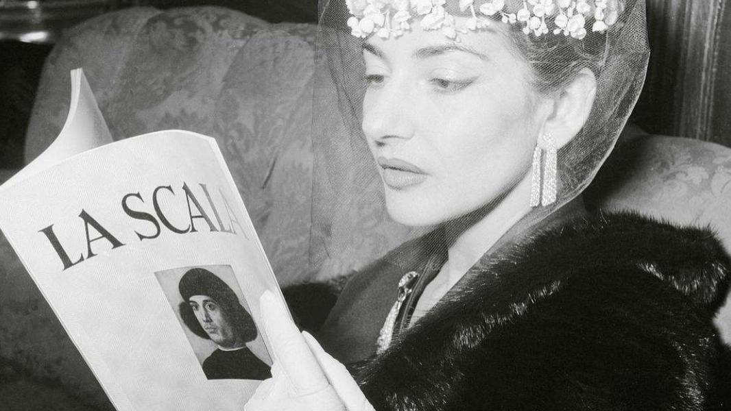 杰奎琳|破碎童年，畸形母爱，事业辉煌却因男人陨落？