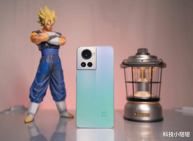 相机|不必选择电竞手机,这4款2000元价位就能搞定,打游戏也是一绝