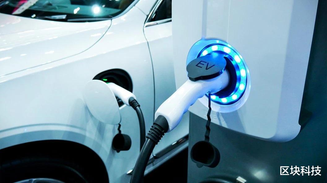 芯片|否认使用AMD芯片却被光速“打脸”,蔚来这是在害怕什么?