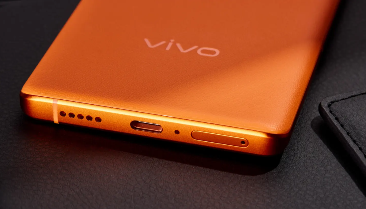 清华同方|售价5999元还供不应求，天玑9000+独立芯片，开始“耍猴”了？