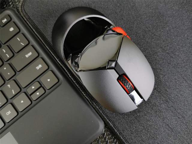 |创新V+无线技术,DPI多功能宏编程,雷柏VT960S上手体验