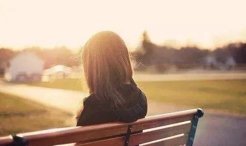 我年轻无知的远嫁，等我发现老公出轨才明白了，可是为时已晚